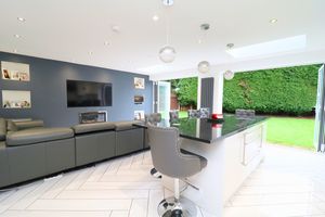 Photo 26- click for photo gallery